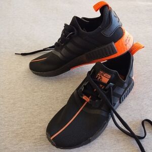 Men's Adidas Darth Vader Star Wars Black & Orange Limited Edition Sneakers Size9